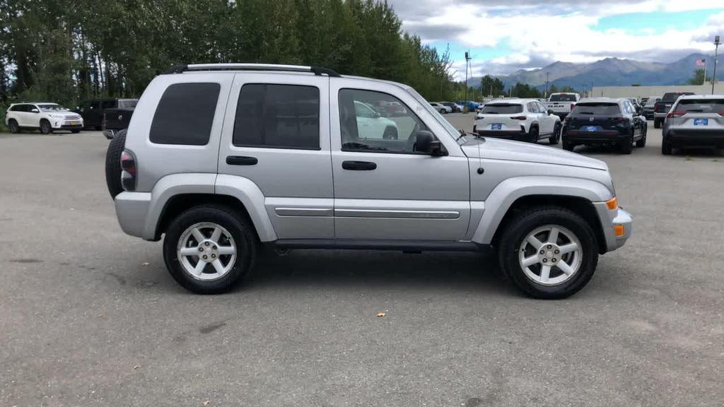 used 2007 Jeep Liberty car, priced at $5,950