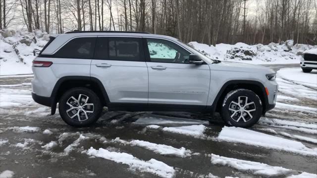 new 2024 Jeep Grand Cherokee car, priced at $49,789