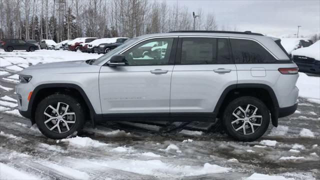 new 2024 Jeep Grand Cherokee car, priced at $49,789