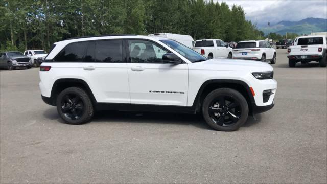 used 2023 Jeep Grand Cherokee car, priced at $30,590