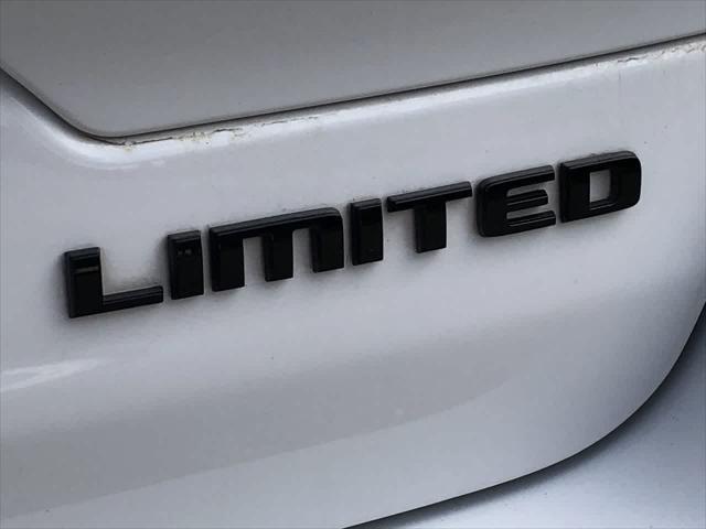 used 2023 Jeep Grand Cherokee car, priced at $30,590