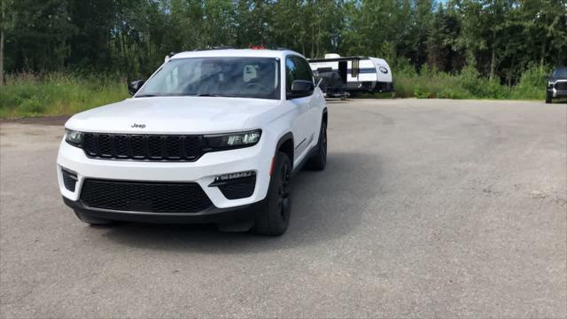 used 2023 Jeep Grand Cherokee car, priced at $30,590