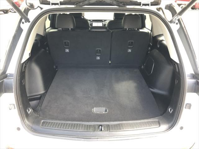 used 2023 Jeep Grand Cherokee car, priced at $30,590