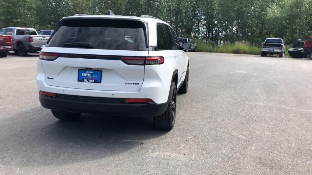 used 2023 Jeep Grand Cherokee car, priced at $30,250