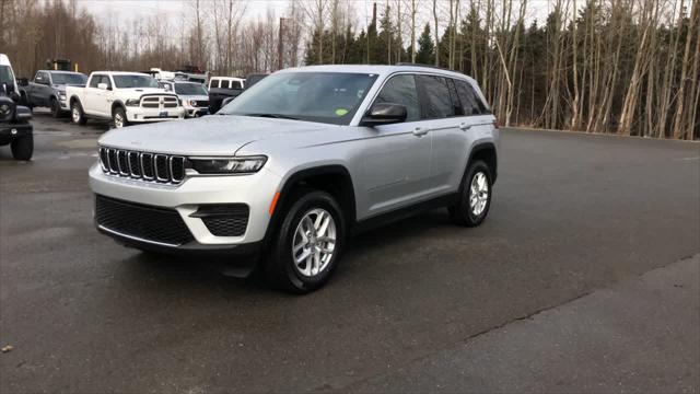 new 2025 Jeep Grand Cherokee car, priced at $42,067
