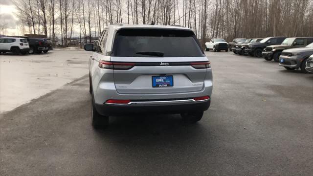 new 2025 Jeep Grand Cherokee car, priced at $42,067