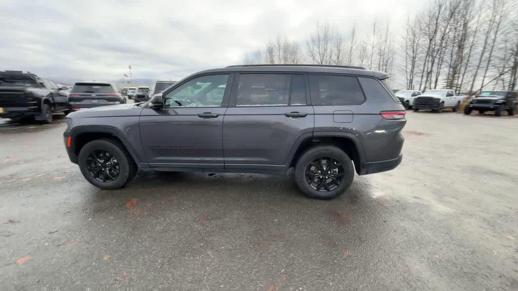 used 2024 Jeep Grand Cherokee L car, priced at $33,999
