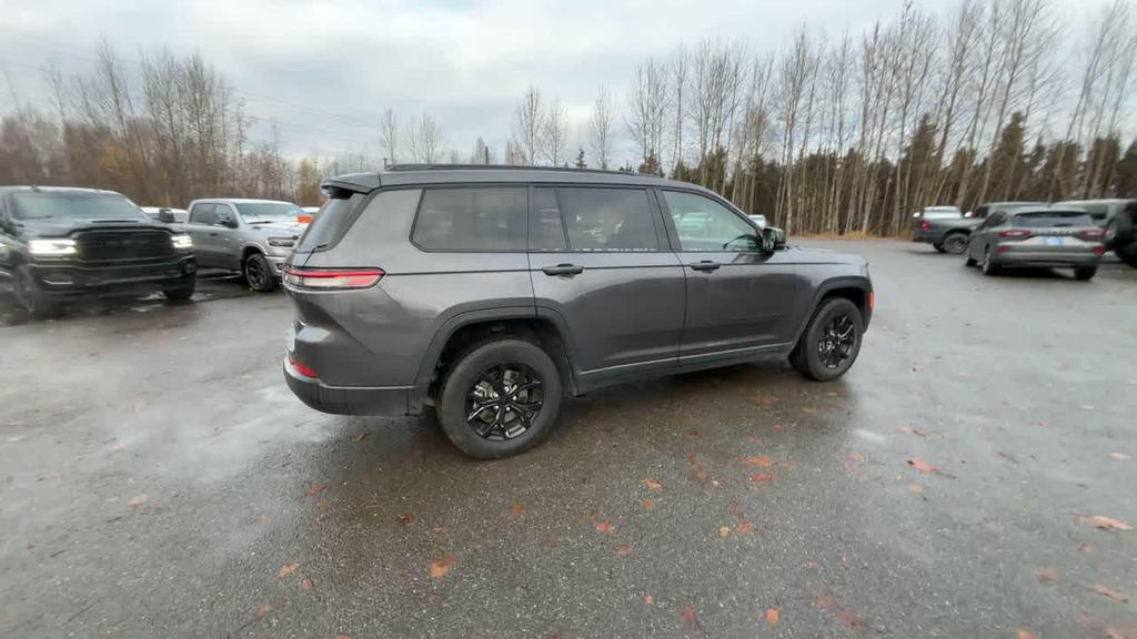 used 2024 Jeep Grand Cherokee L car, priced at $33,999