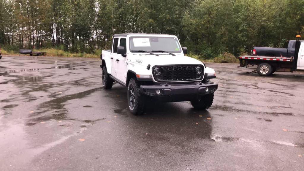 new 2025 Jeep Gladiator car, priced at $47,928