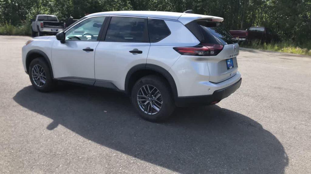 used 2024 Nissan Rogue car, priced at $22,189