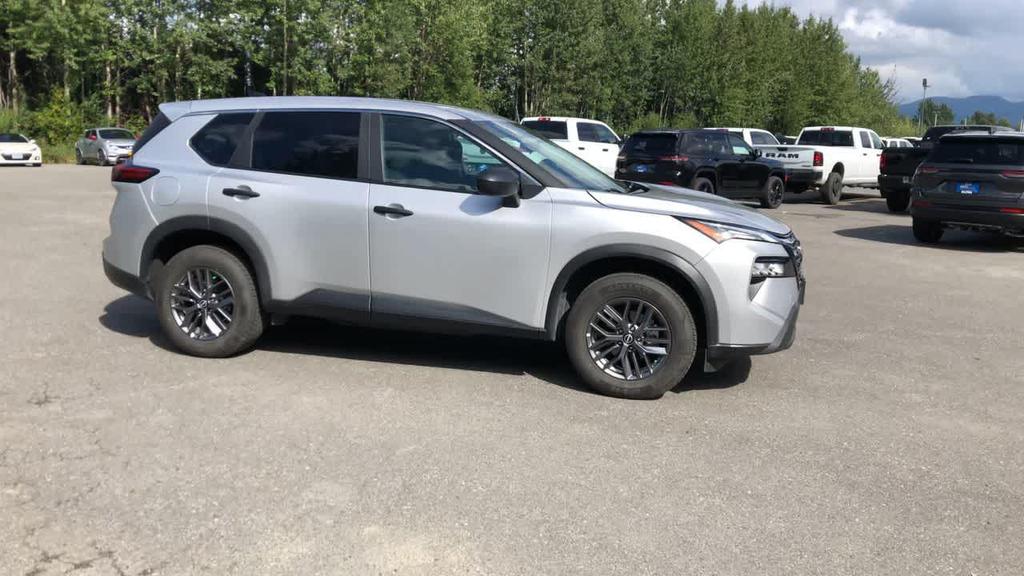 used 2024 Nissan Rogue car, priced at $22,189