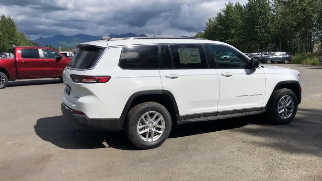 new 2025 Jeep Grand Cherokee L car, priced at $40,495