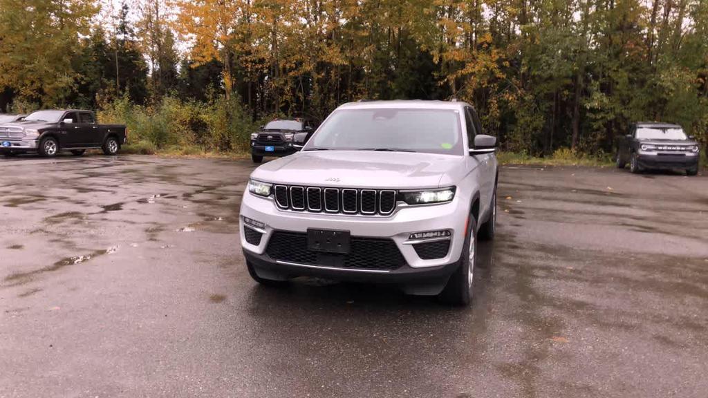 used 2023 Jeep Grand Cherokee car, priced at $33,995