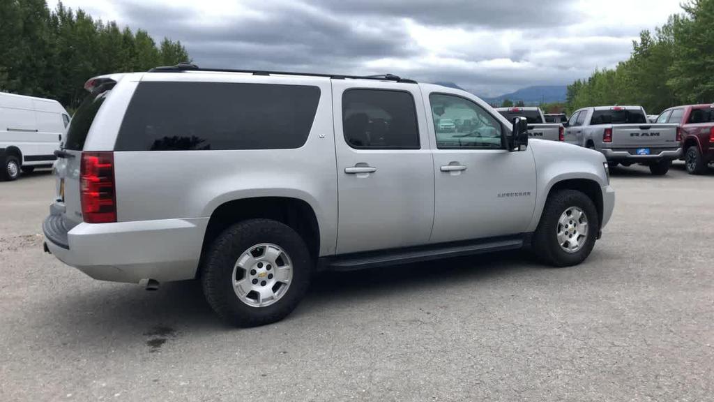 used 2010 Chevrolet Suburban car, priced at $8,999