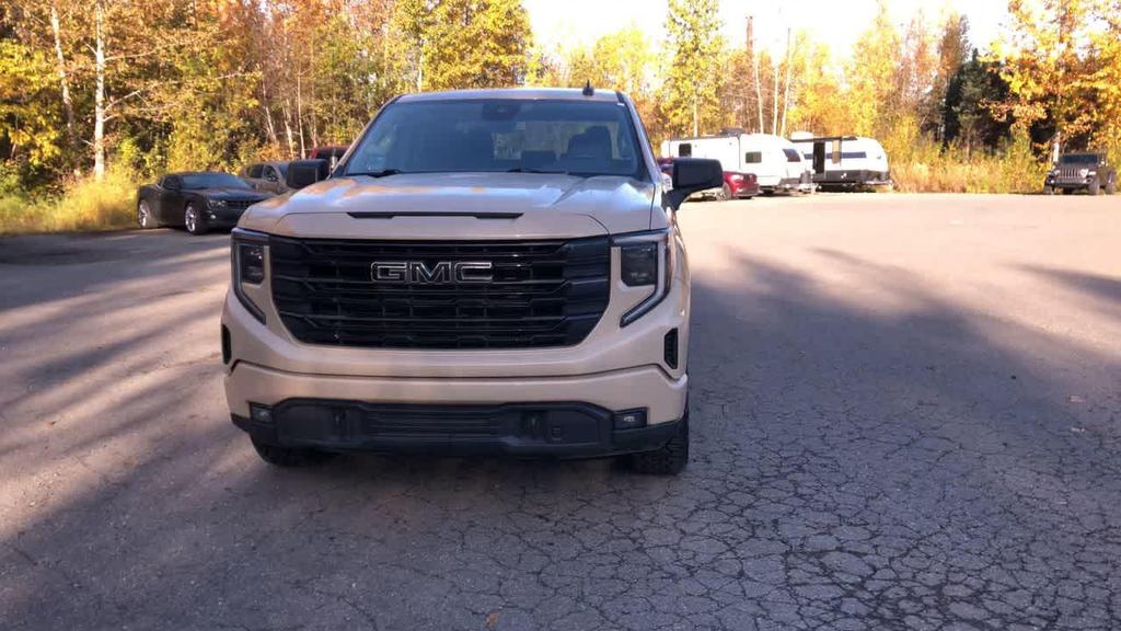 used 2022 GMC Sierra 1500 car, priced at $42,990