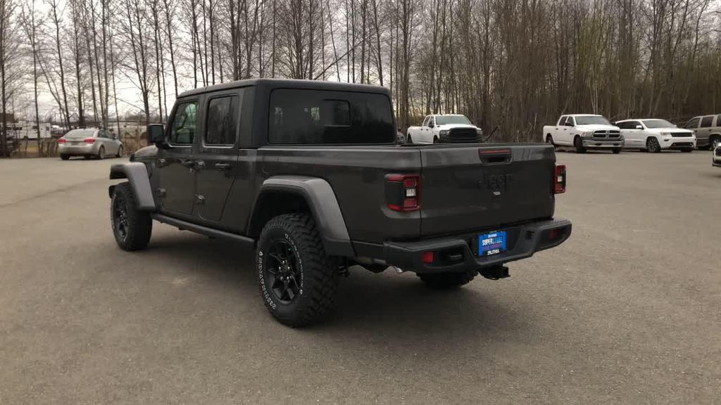 new 2025 Jeep Gladiator car, priced at $48,927