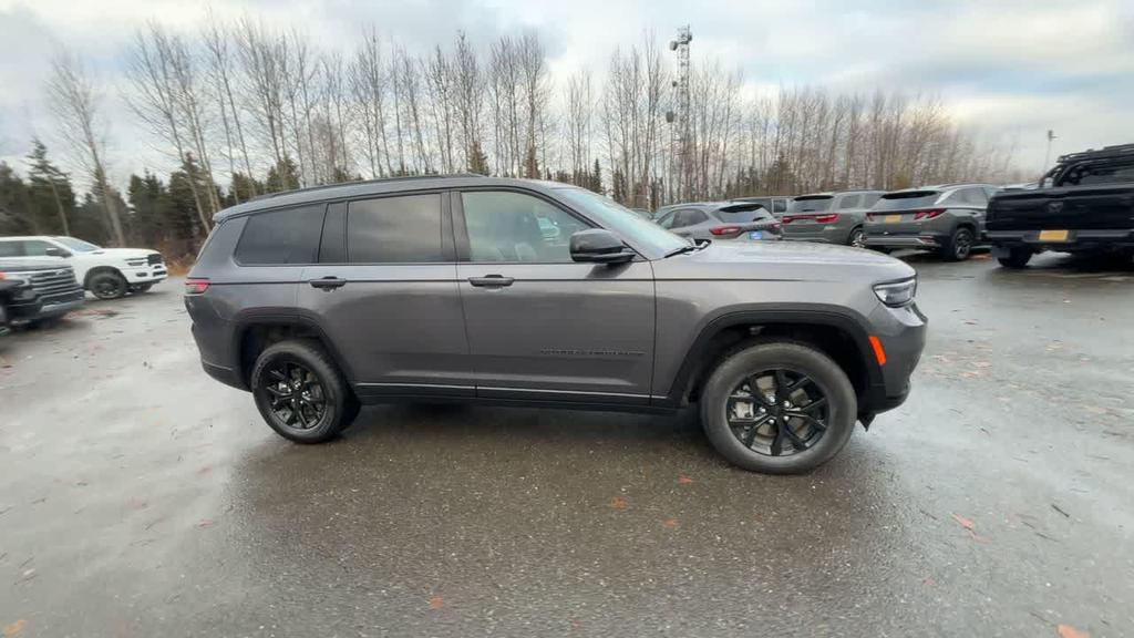 used 2024 Jeep Grand Cherokee L car, priced at $35,990