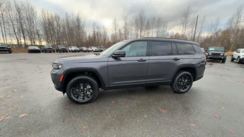 used 2024 Jeep Grand Cherokee L car, priced at $35,990