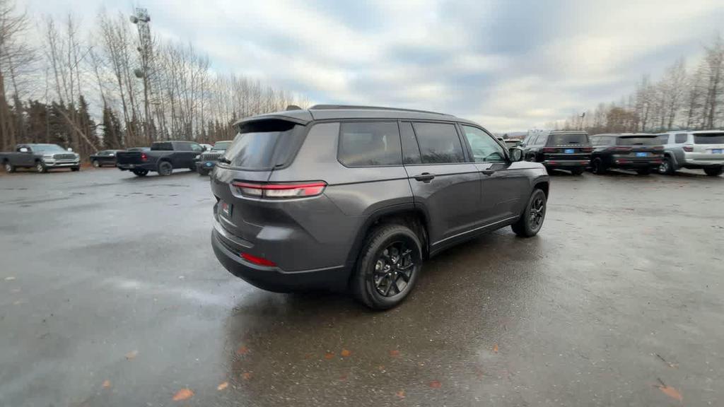 used 2024 Jeep Grand Cherokee L car, priced at $35,990