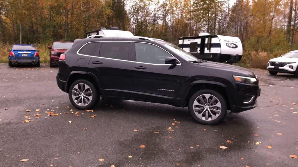 used 2019 Jeep Cherokee car, priced at $25,000