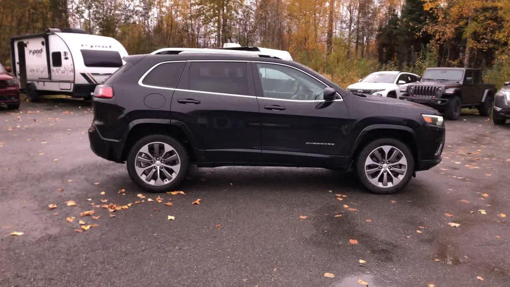 used 2019 Jeep Cherokee car, priced at $25,000