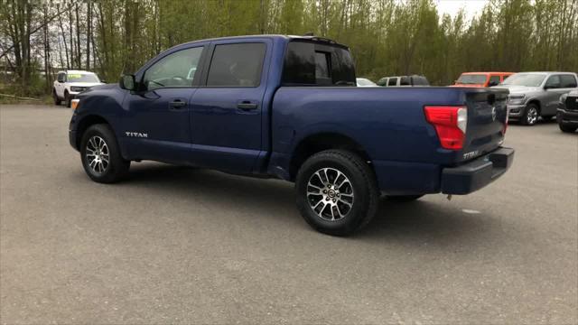 used 2022 Nissan Titan car, priced at $33,000