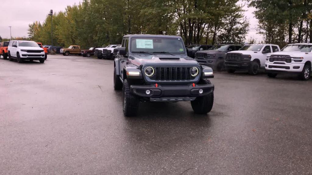 new 2025 Jeep Gladiator car, priced at $51,162