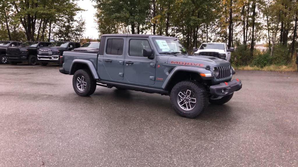 new 2025 Jeep Gladiator car, priced at $51,162