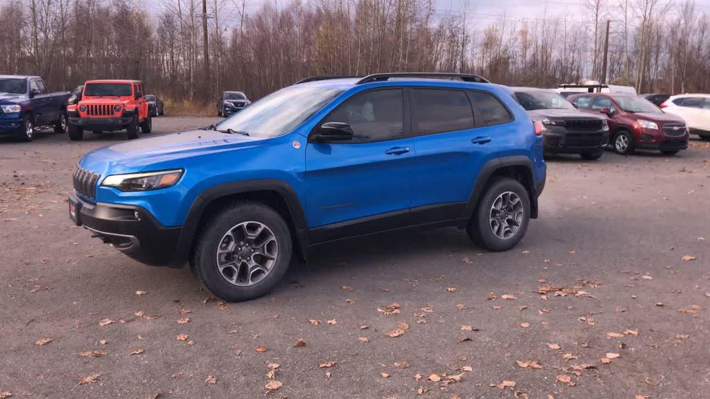used 2022 Jeep Cherokee car, priced at $28,785