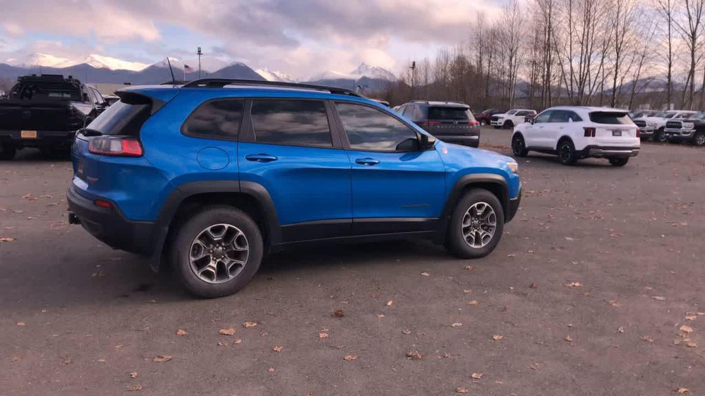 used 2022 Jeep Cherokee car, priced at $28,785