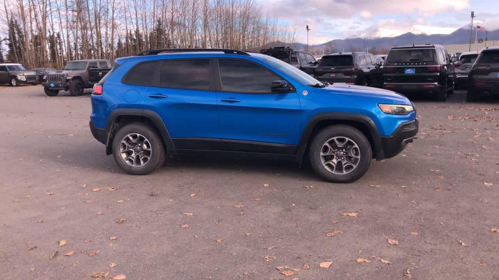 used 2022 Jeep Cherokee car, priced at $28,785