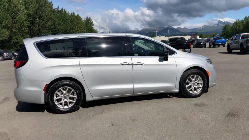 used 2024 Chrysler Pacifica car, priced at $31,950