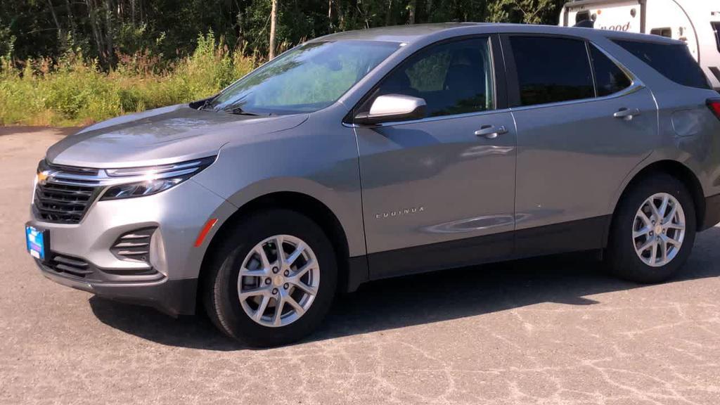 used 2024 Chevrolet Equinox car, priced at $25,900