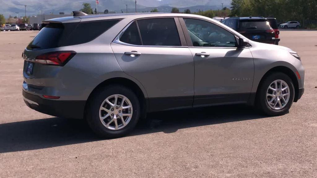 used 2024 Chevrolet Equinox car, priced at $25,900