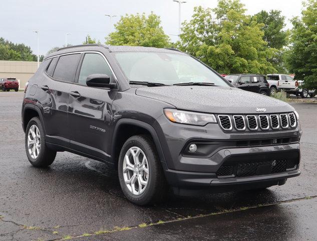 new 2024 Jeep Compass car, priced at $35,035