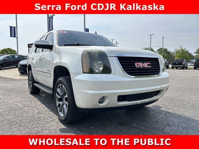 used 2013 GMC Yukon car, priced at $8,500