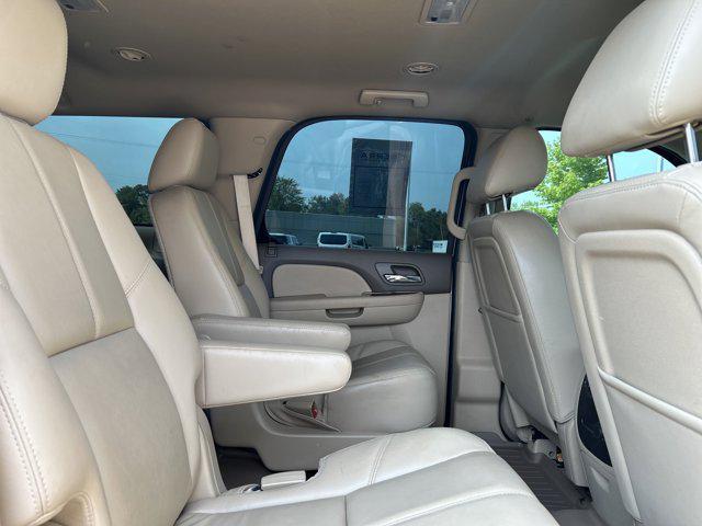 used 2013 GMC Yukon car, priced at $7,900