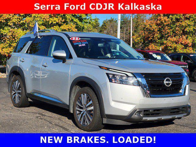 used 2022 Nissan Pathfinder car, priced at $29,000