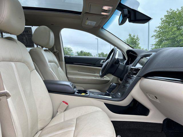 used 2016 Lincoln MKT car, priced at $10,000