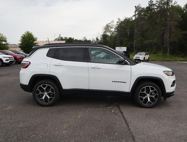 new 2024 Jeep Compass car, priced at $35,340