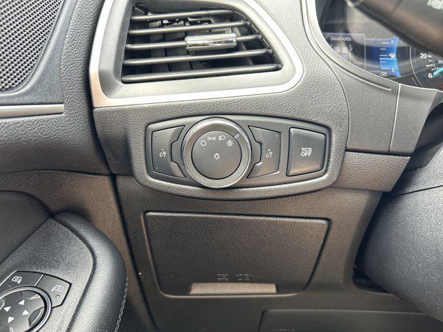 used 2022 Ford Edge car, priced at $27,000