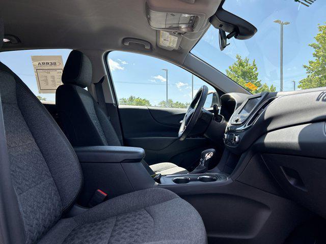 used 2022 Chevrolet Equinox car, priced at $18,900