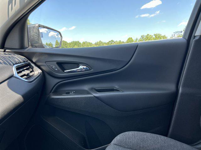 used 2022 Chevrolet Equinox car, priced at $18,900