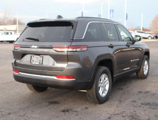 new 2024 Jeep Grand Cherokee car, priced at $45,215