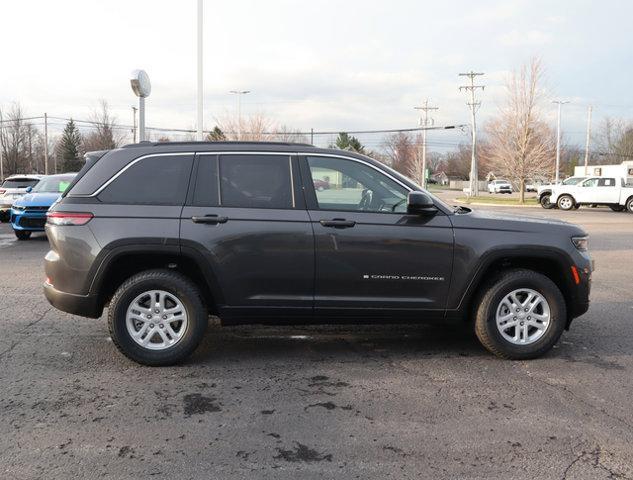 new 2024 Jeep Grand Cherokee car, priced at $45,215