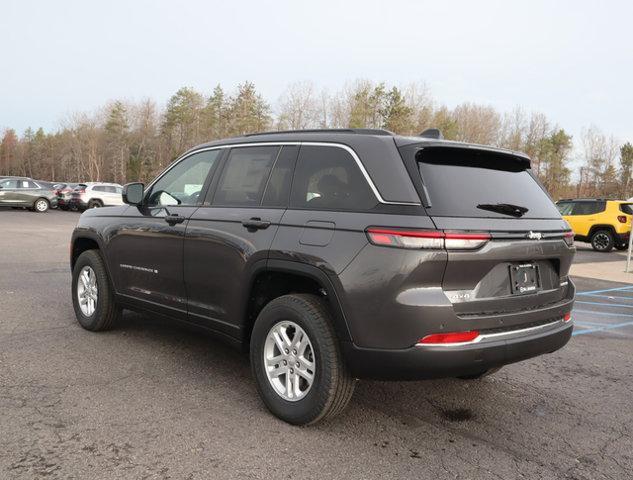 new 2024 Jeep Grand Cherokee car, priced at $45,215