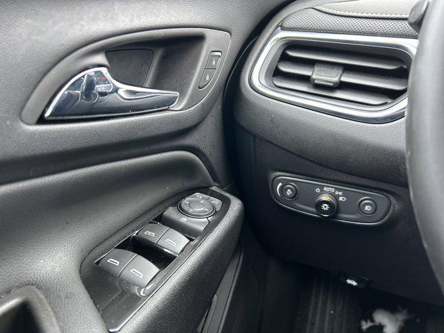 used 2023 Chevrolet Equinox car, priced at $28,900