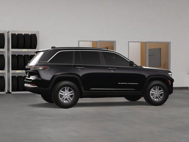 new 2024 Jeep Grand Cherokee car, priced at $45,215