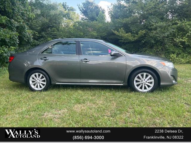 used 2013 Toyota Camry Hybrid car, priced at $8,500