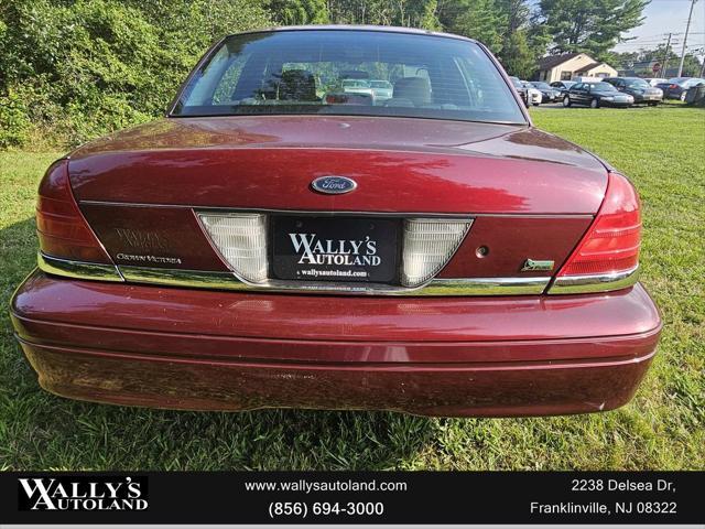 used 2010 Ford Crown Victoria car, priced at $4,995